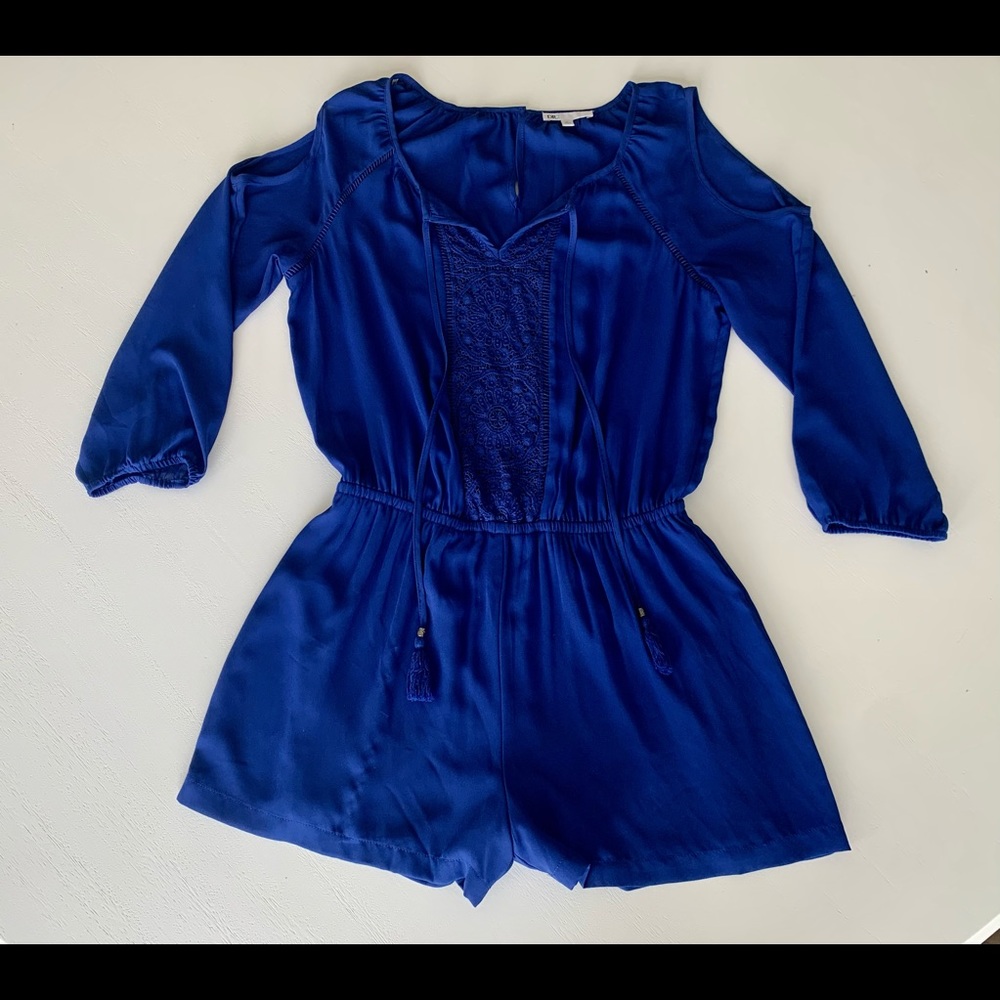 Blue Medium romper with lace in the front